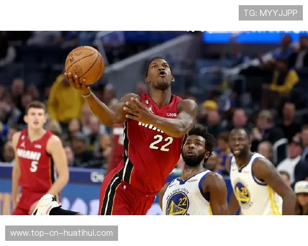 巴特勒强攻终结回合,热火重新点燃主场 巴特勒强攻终结回合,热火重新点燃主场