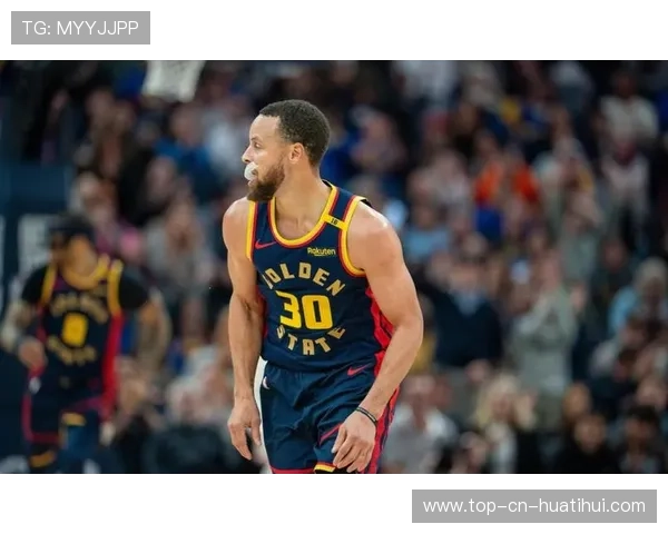 库里远投中，勇士延续连胜脚步